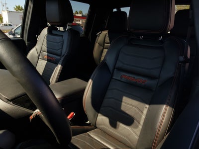 2025 Nissan FRONTIER 4P PRO-4X V63.8 AUT 4X4