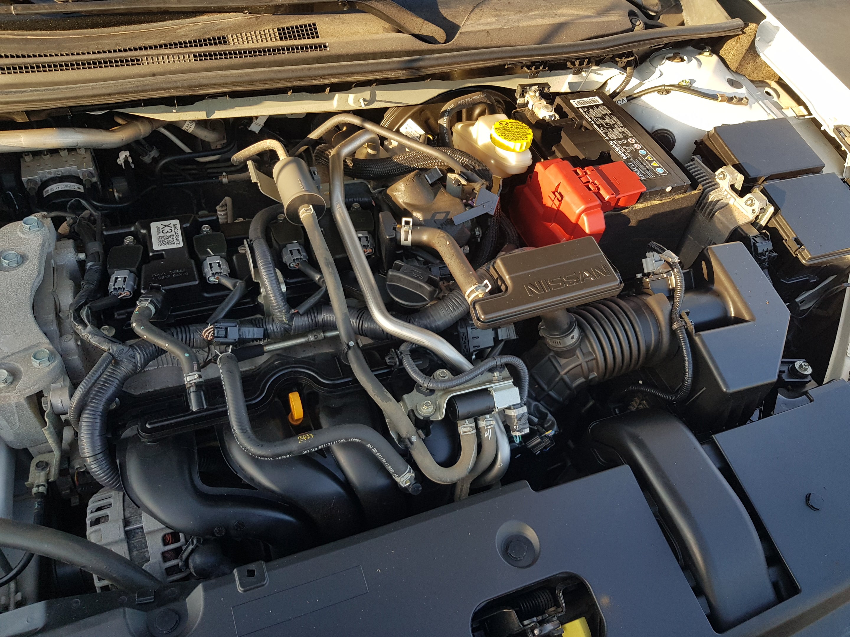 2023 Nissan SENTRA 4 PTS SR PLATINUM CVT AAC AUT ASTOS DEPORTIVOS BOSE PIEL NEGRA QC F LED RA-18