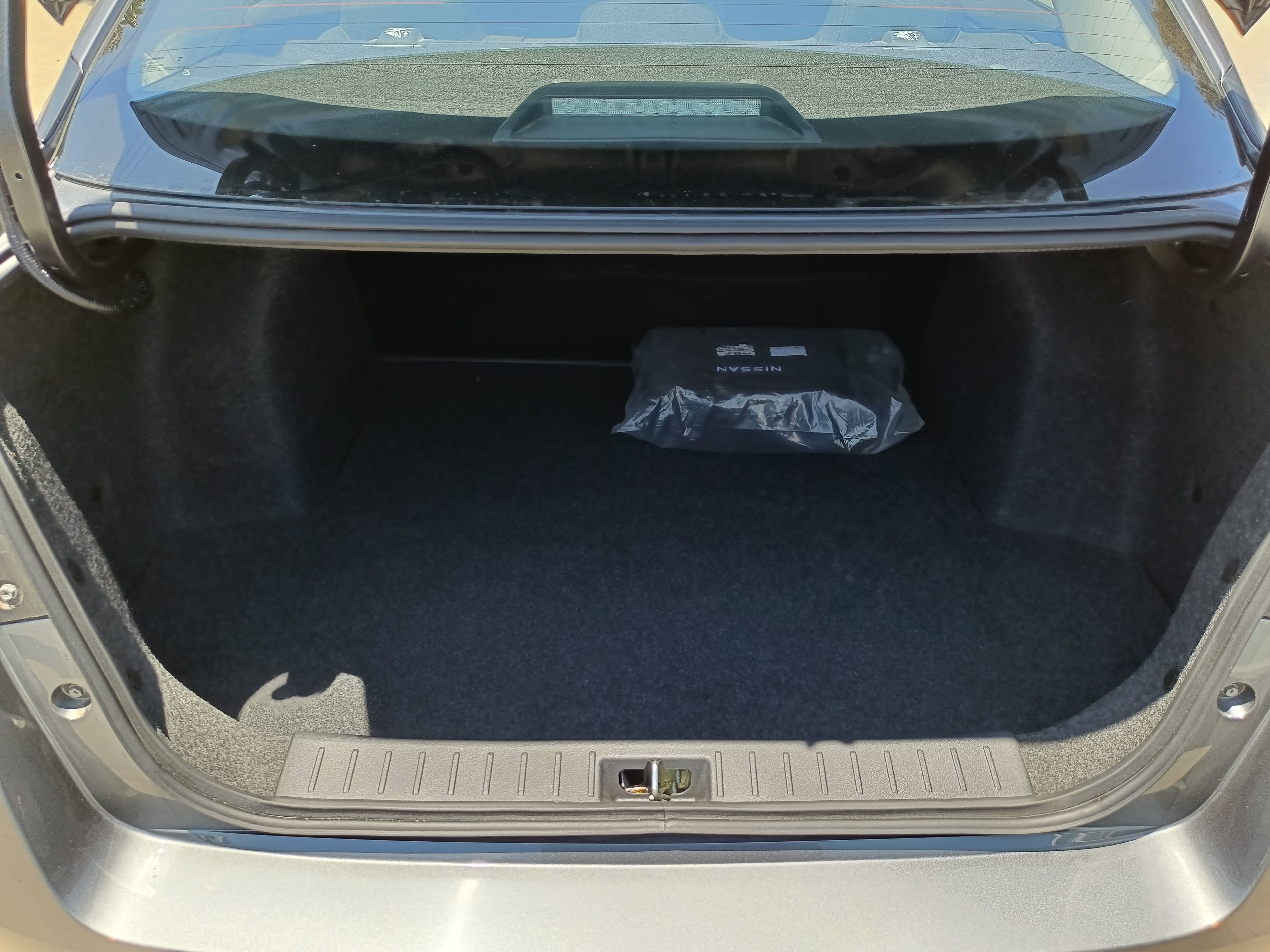 2025 Nissan VERSA 4P SENSE L41.6 AUT