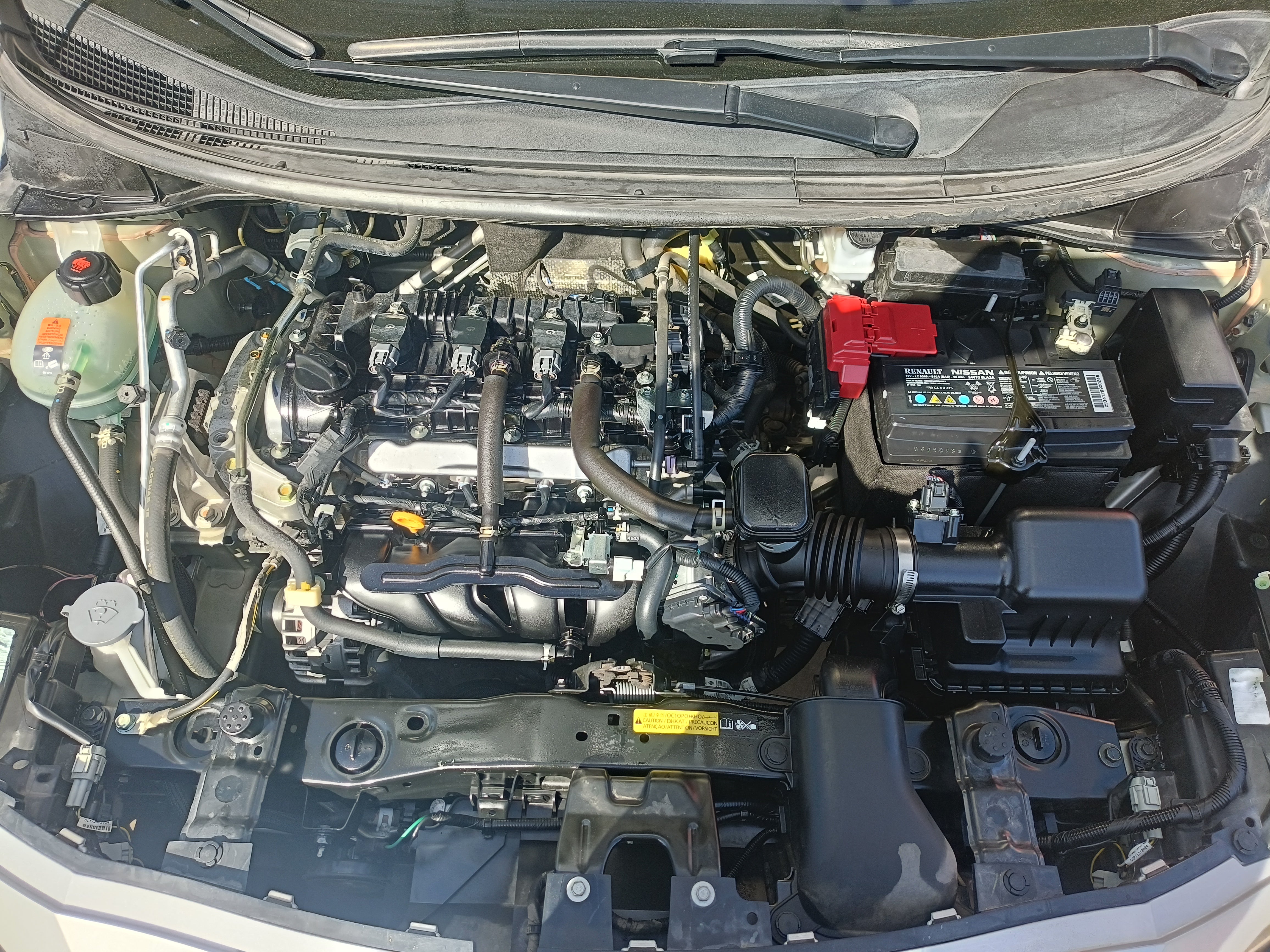 2025 Nissan VERSA 4P SENSE L41.6 MAN