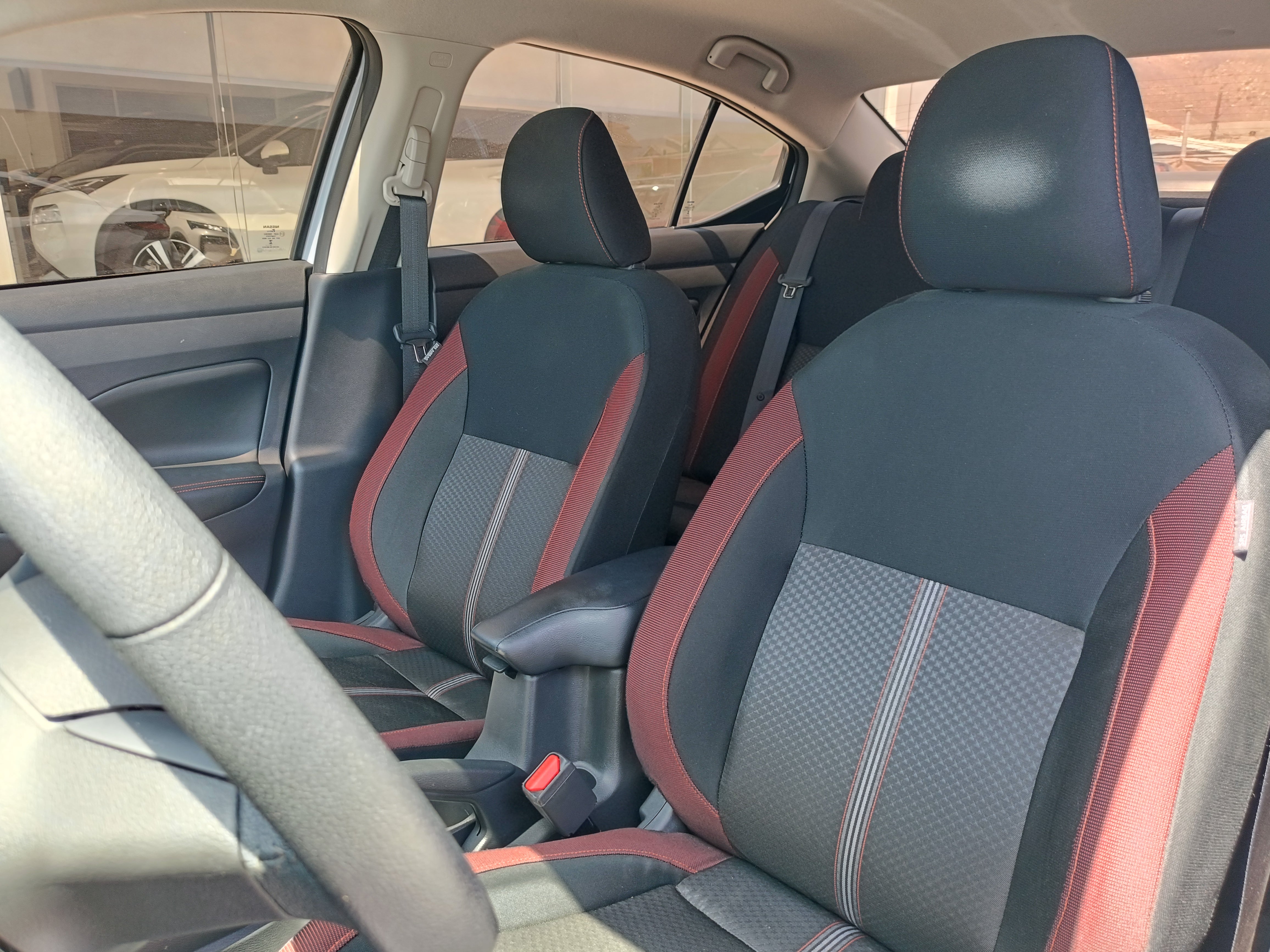 2024 Nissan VERSA 4P SR L41.6 AUT