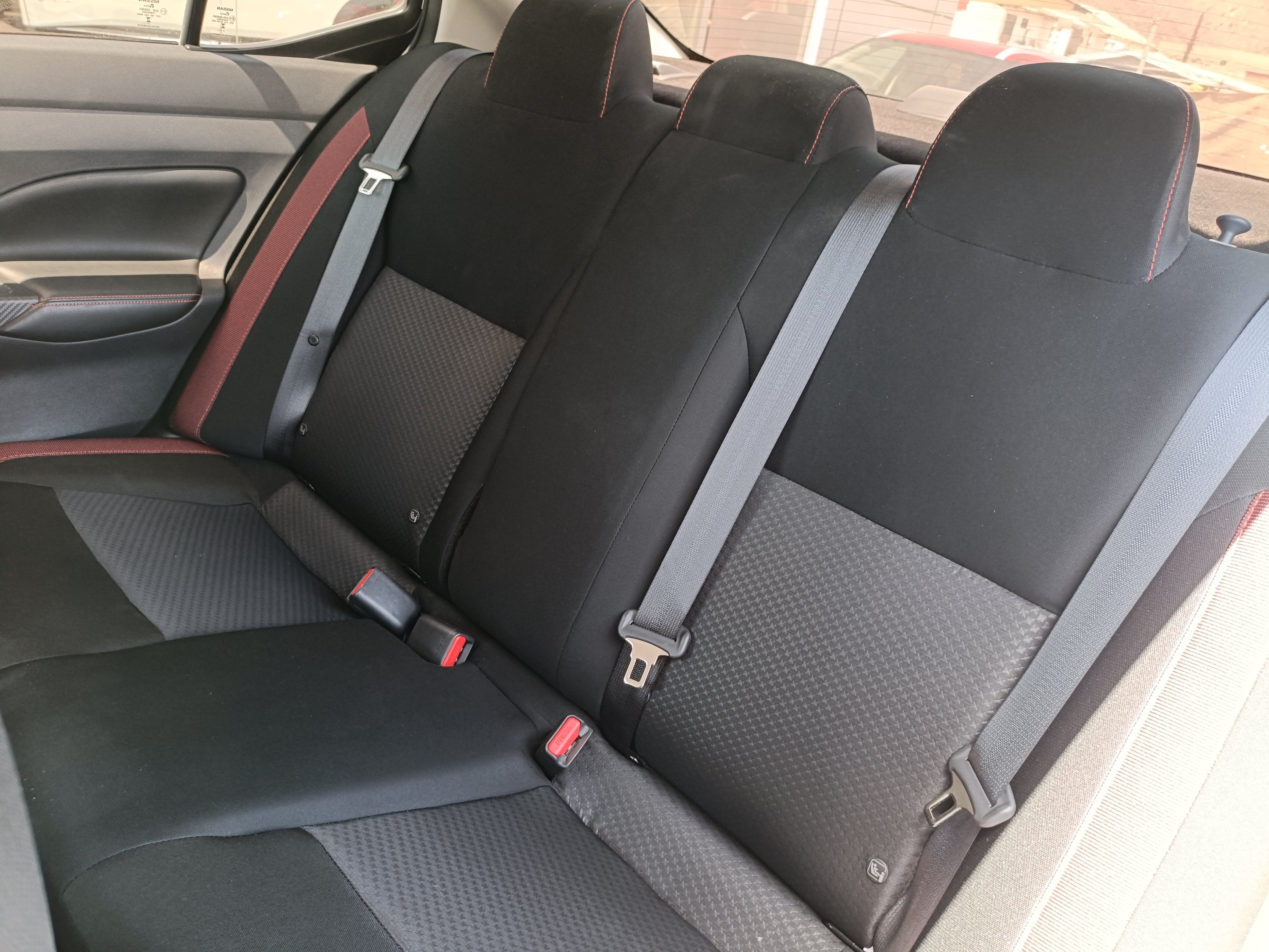 2024 Nissan VERSA 4P SR L41.6 AUT
