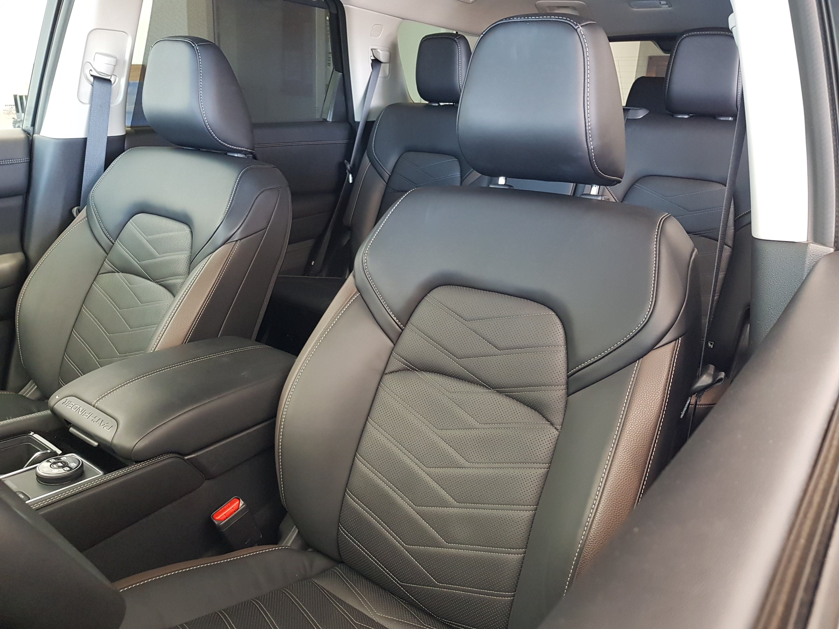 2024 Nissan PATHFINDER 5P PLATINUM V63.5 AUT