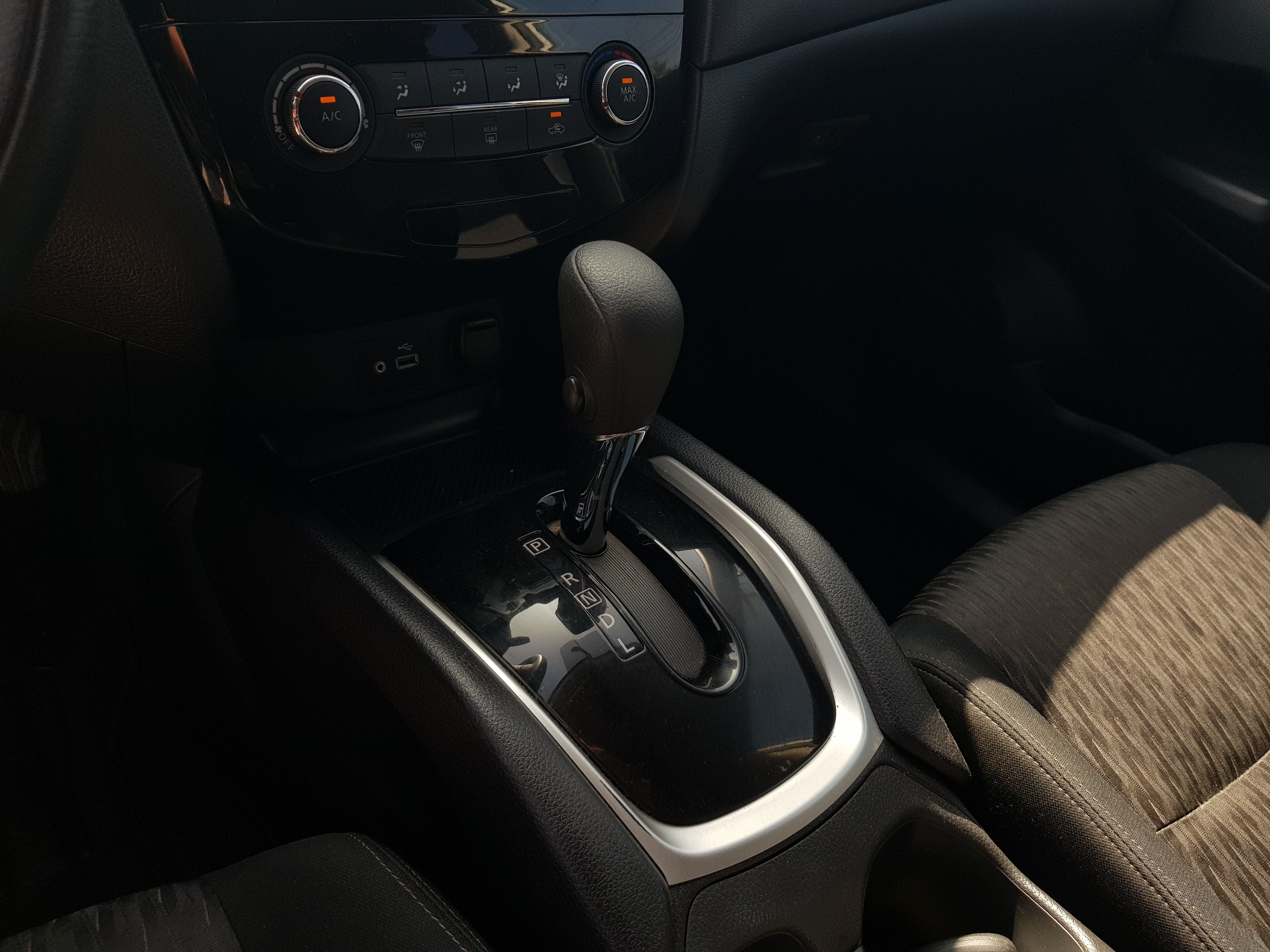 2022 Nissan X-TRAIL 5 PTS SENSE CVT 5 PAS RA-17