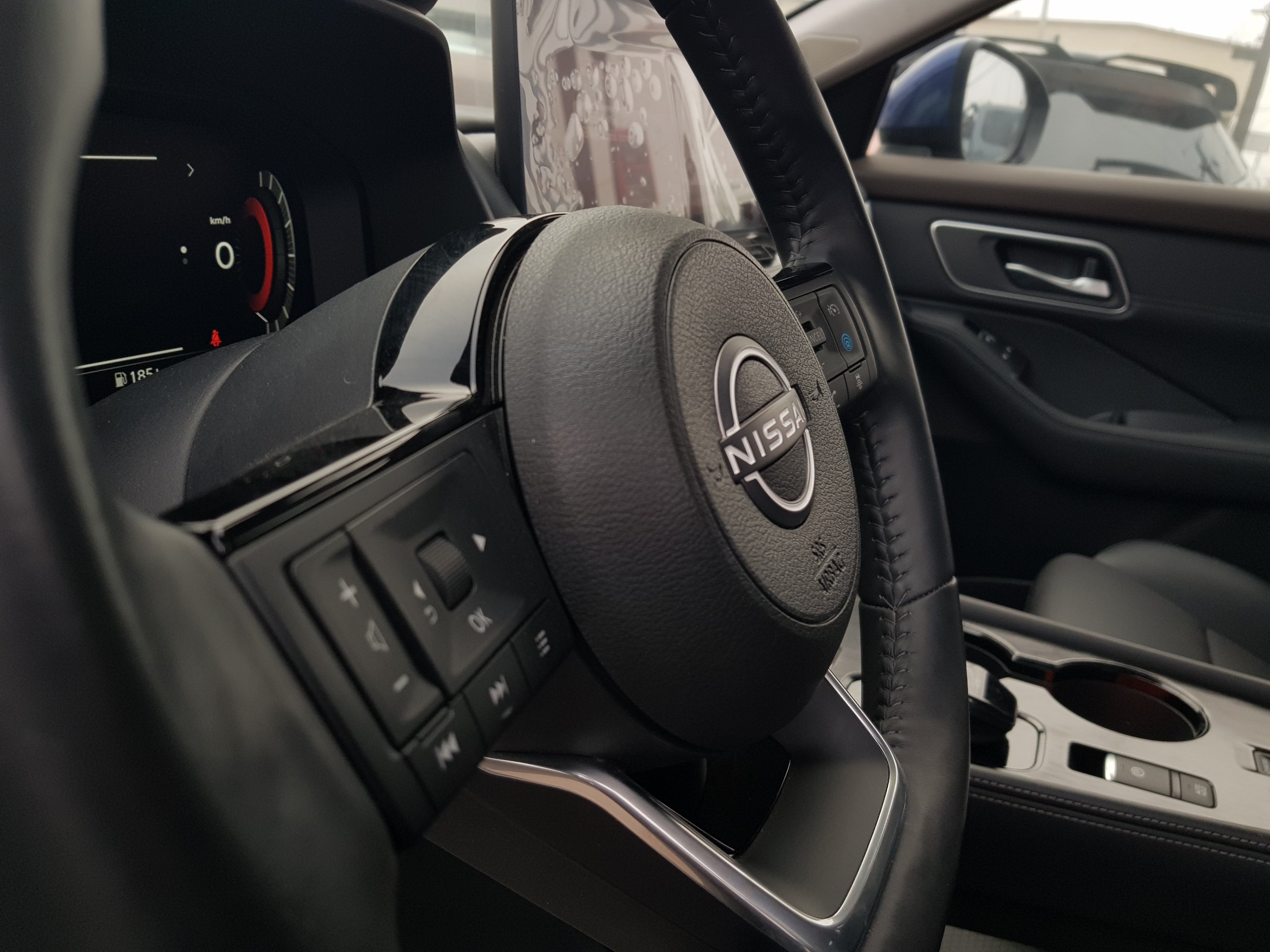 2024 Nissan X-TRAIL 5P PLATINUM E.POWER HEV L31.5 AUT