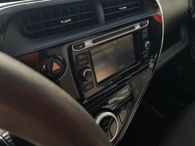 2021 Toyota PRIUS 5 PTS C HIBRIDO TA