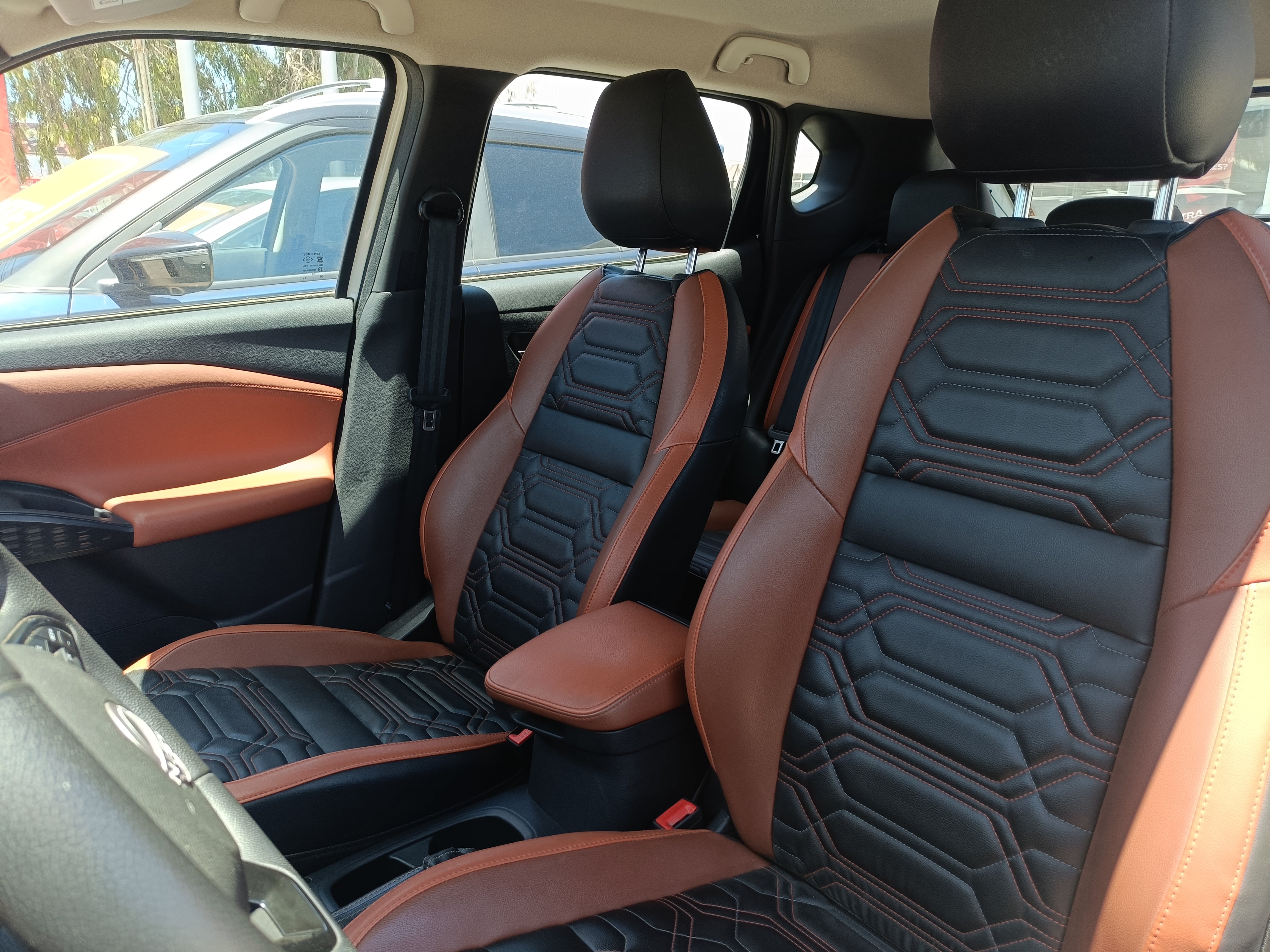 2025 Nissan MAGNITE 5 PUERTAS EXCLUSIVE 1.0 LTS CVT T