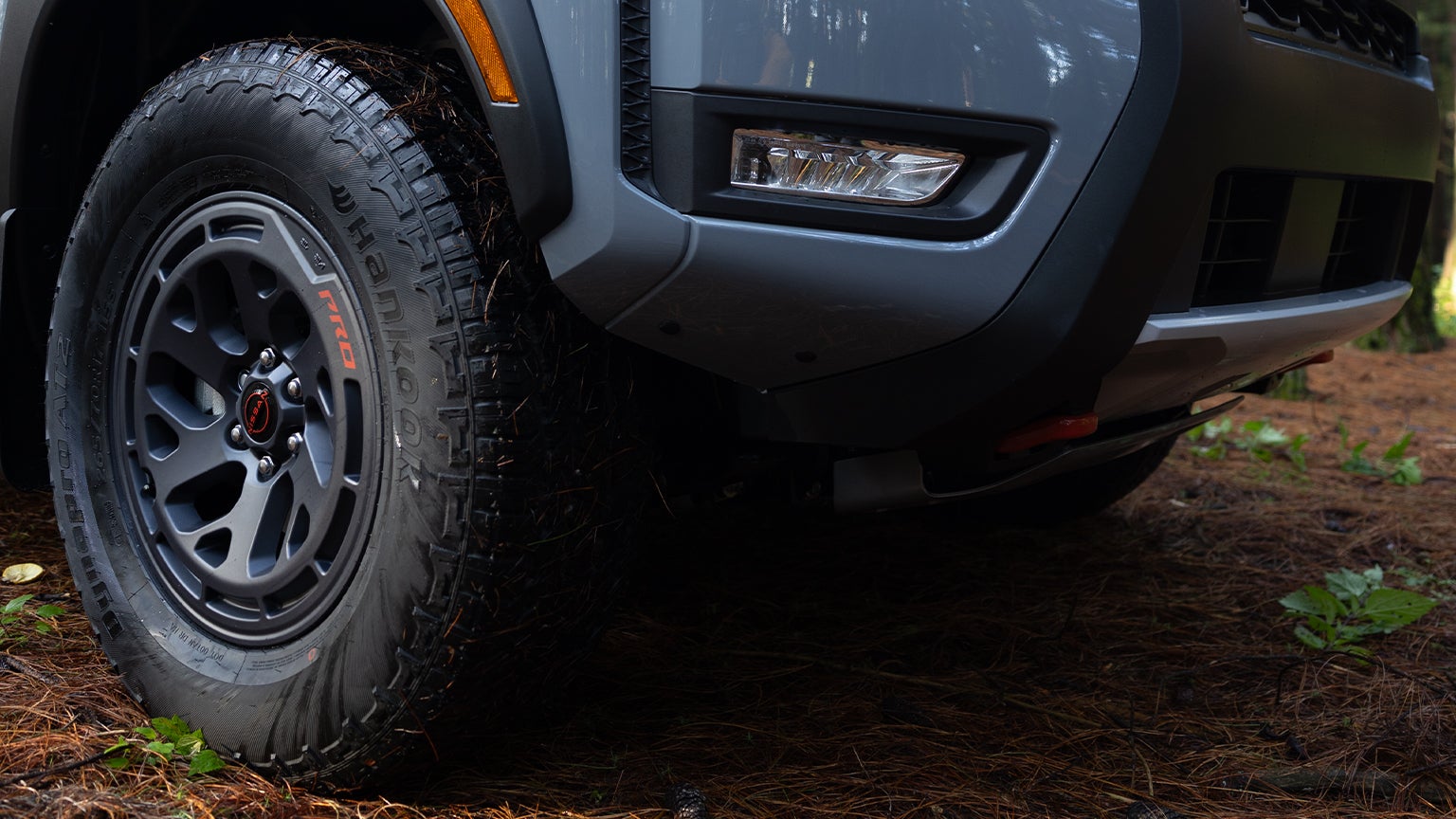 Nissan Frontier V6 PRO-4X Exterior4